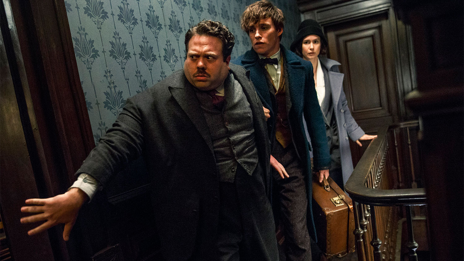 fantastic-beasts-and-where-to-find-them-28-1500x844