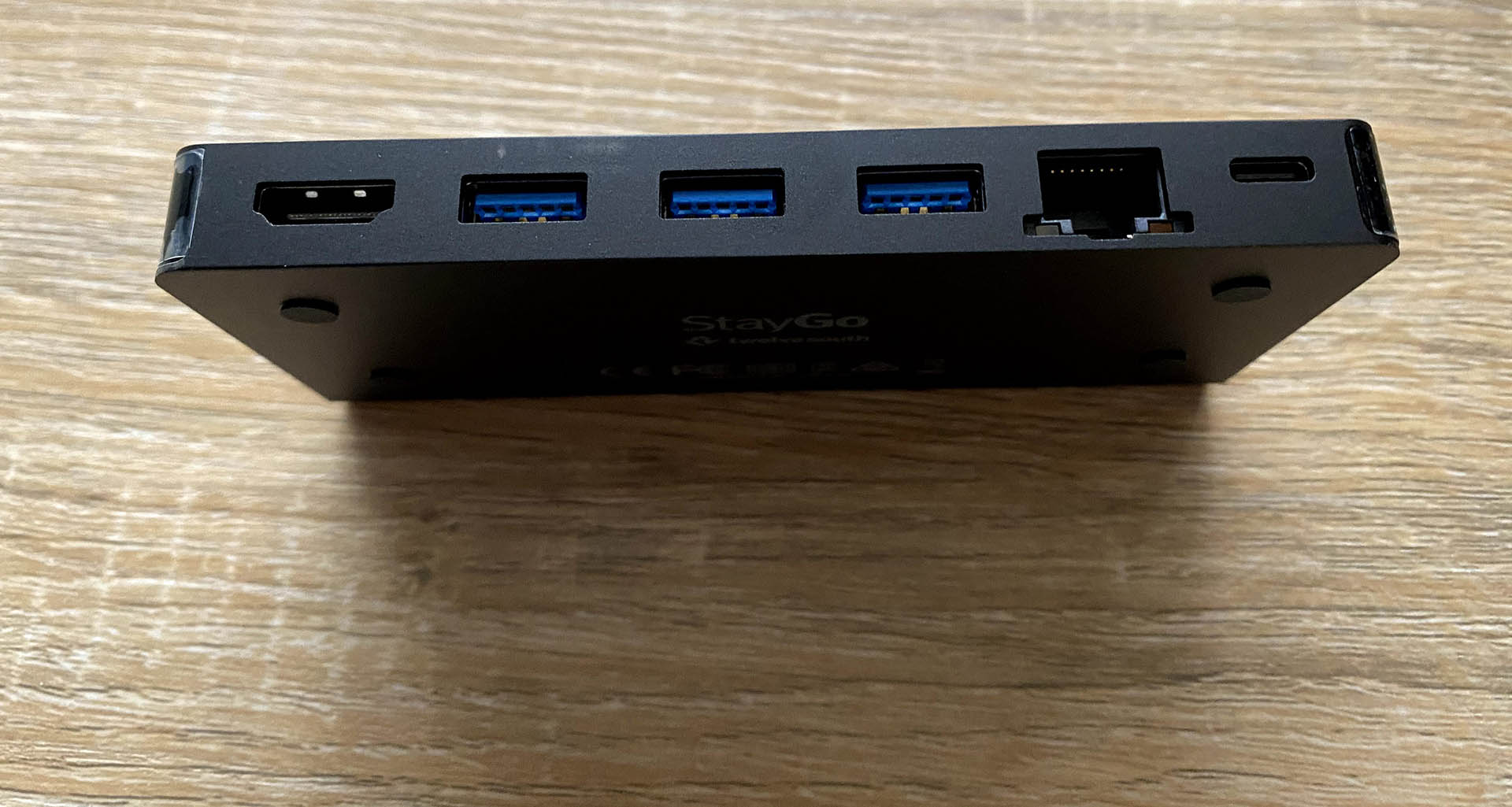 twelvesouth StayGo USB Hub