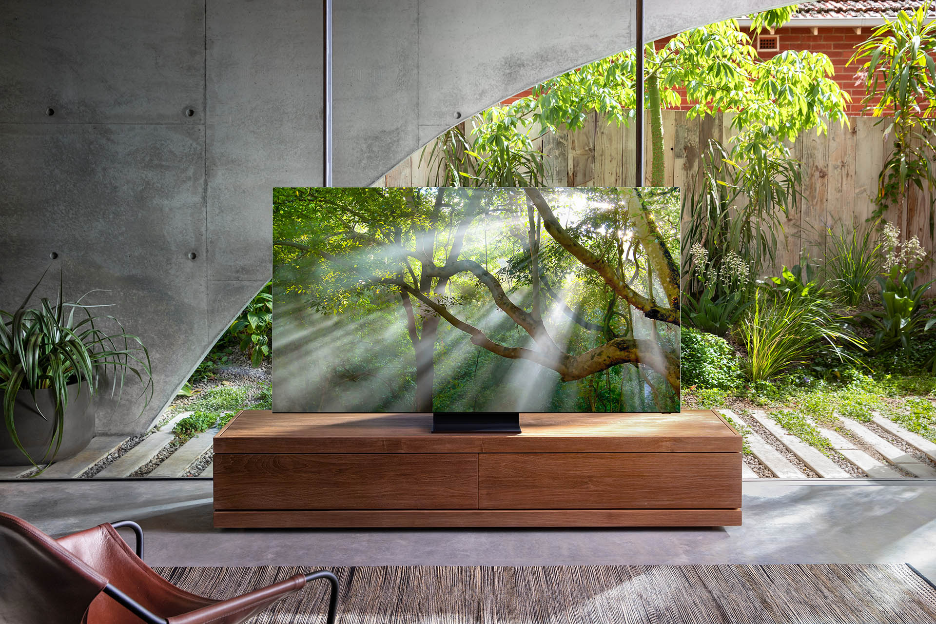 QLED 8K Garden Screen