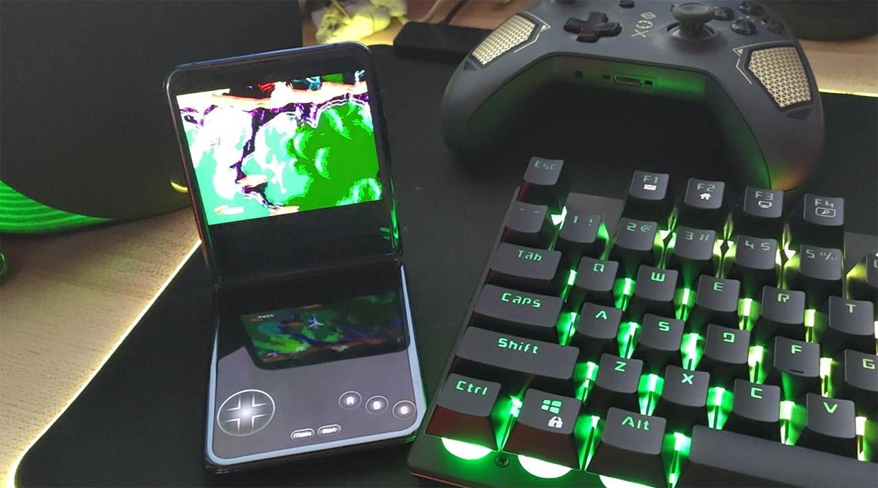 Gaming on a Galaxy Z Flip