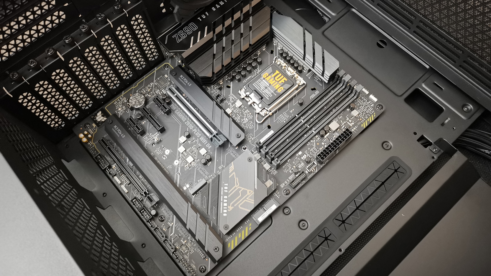 ASUS TUF Gaming Z PLUS WIFI D4 Motherboard Review   STG Play