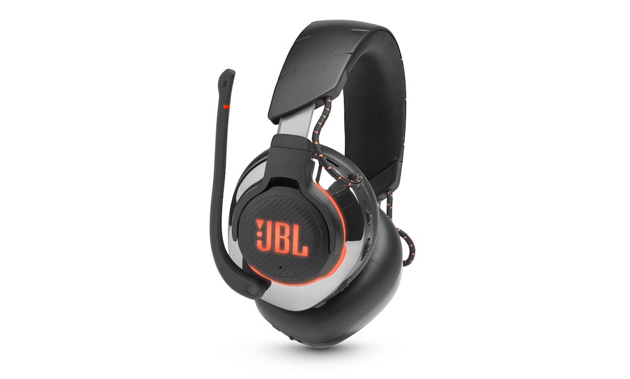 JBL Quantum 810