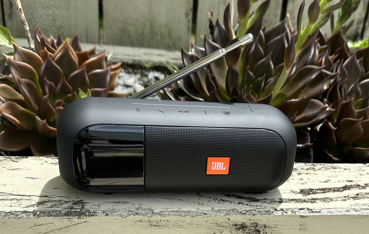 JBL Tuner 2 new Bluetooth speaker with radio Unboxing and sound