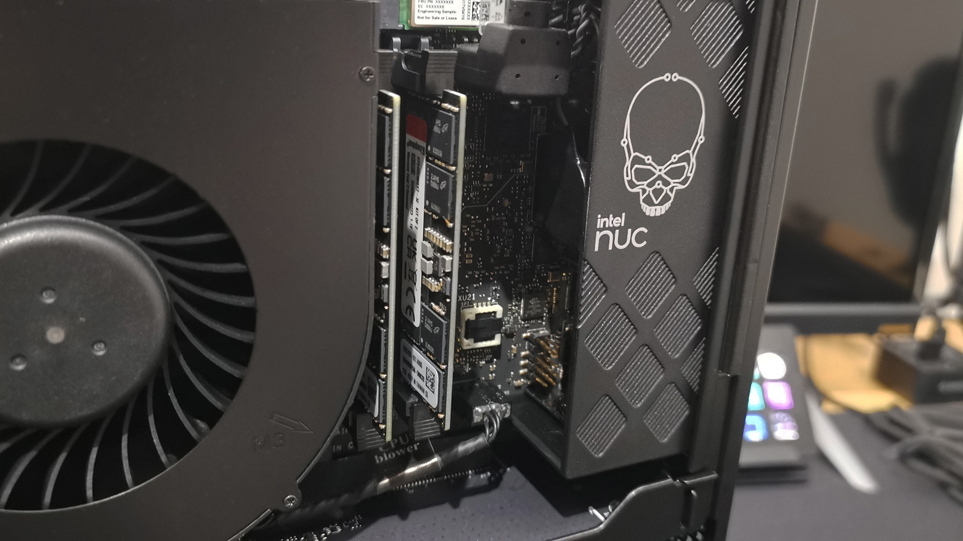 Intel NUC 13 Extreme