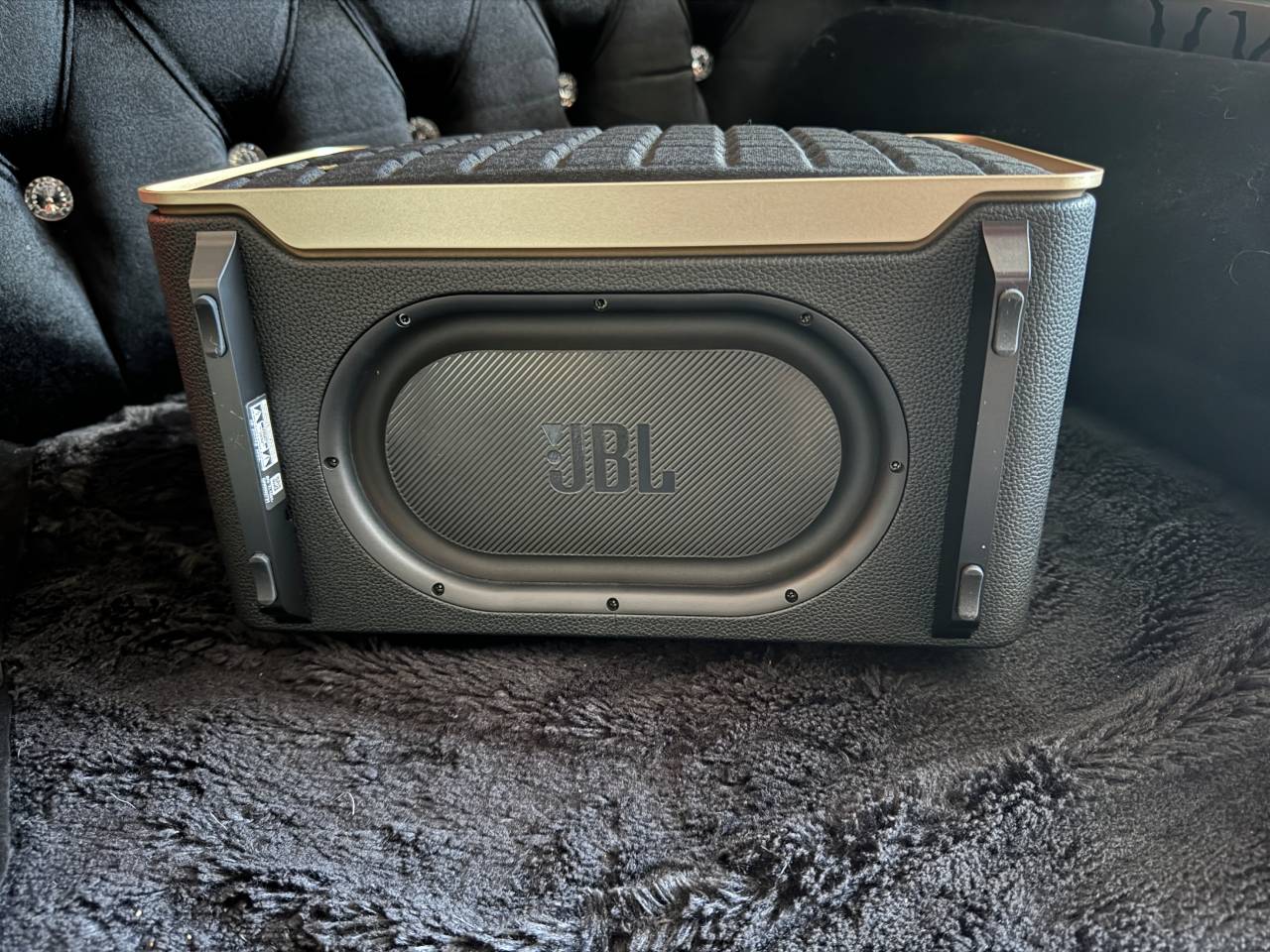 JBL Authentics 300