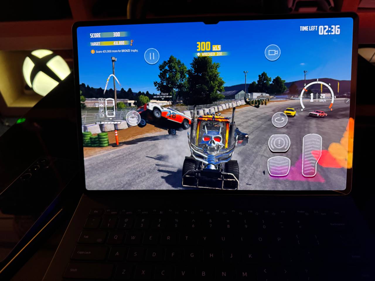 Gaming on a Samsung Galaxy Tab S9 Ultra