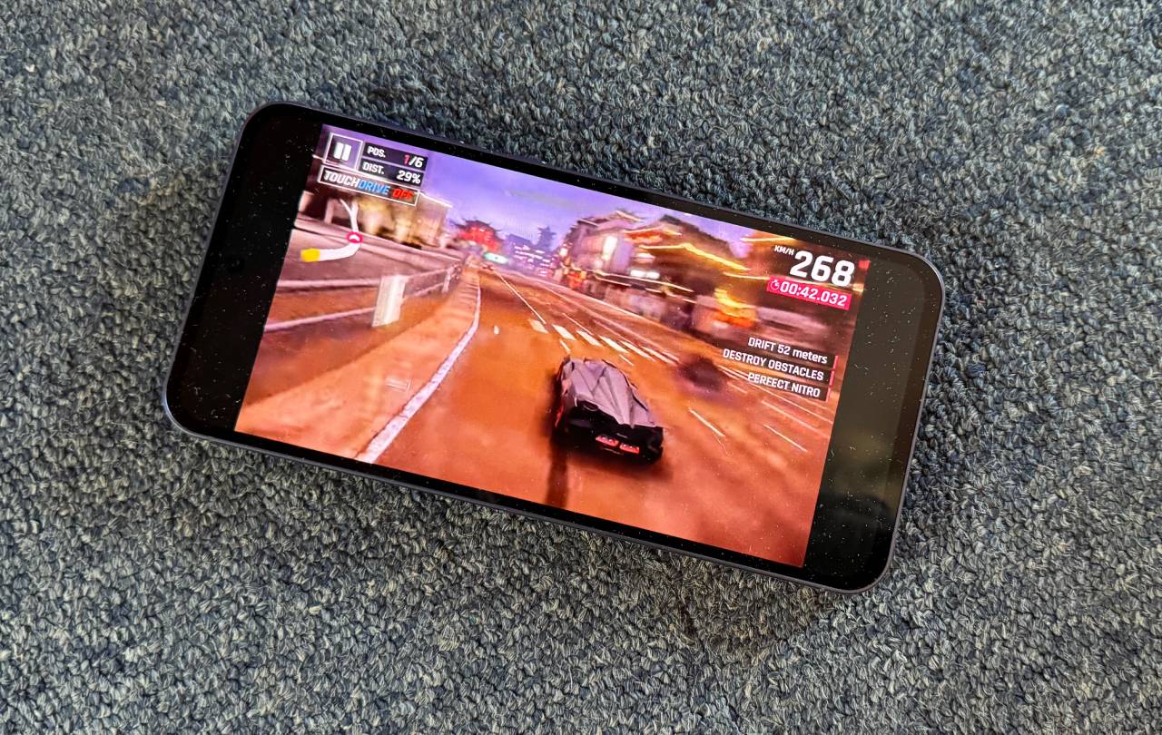 Samsung Galaxy A55 - mobile gaming