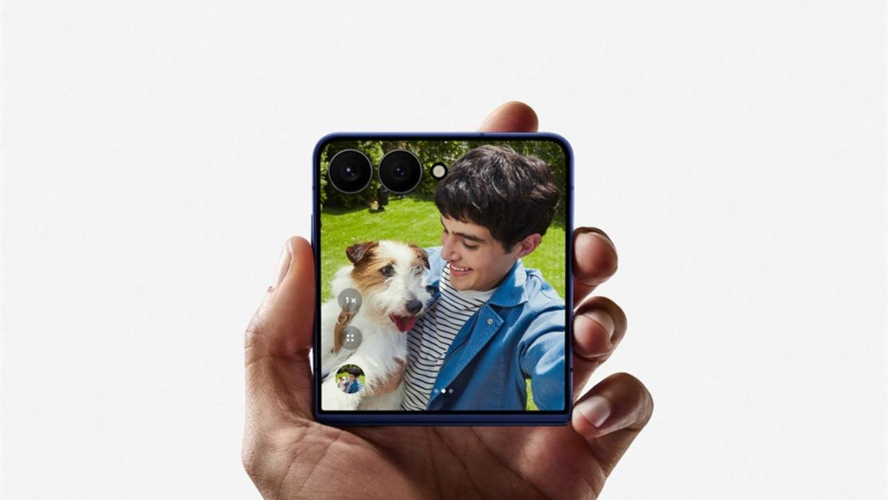 Samsung Galaxy Z Flip7
