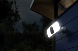 Arlo Pro3 Floodlight