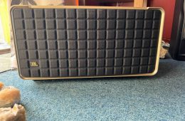 JBL Authentics 500