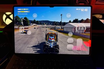 Gaming on a Samsung Galaxy Tab S9 Ultra