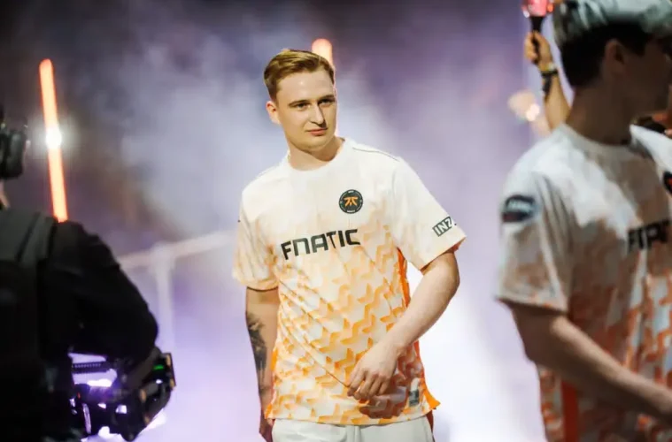 Humanoid leaves Fnatic