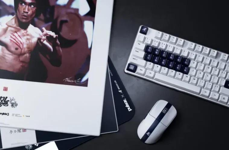 Pulsar Bruce Lee 85th Anniversary Edition