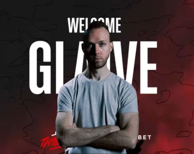 100 Thieves gla1ve coach