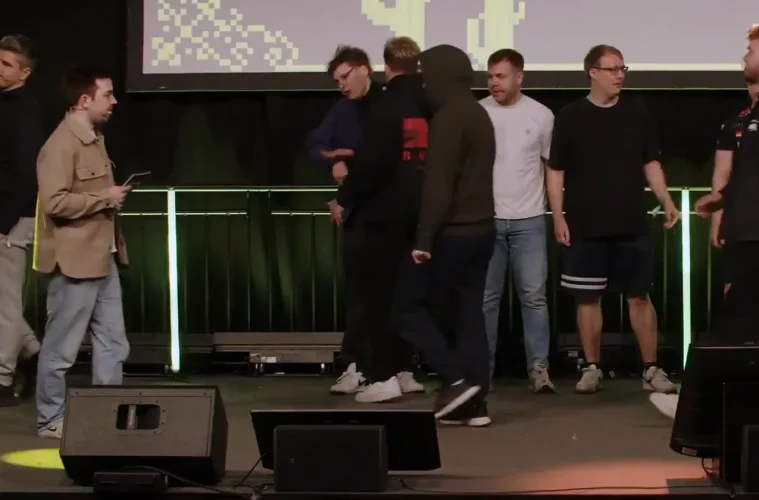 MAUschine 10 year ban