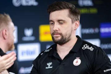 HooXi social media death threats