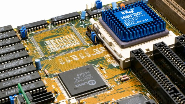 Intel’s Nova Lake-S Leak Reveals Two 18-Core Chips With Big Cache, 125W and 65W Variants